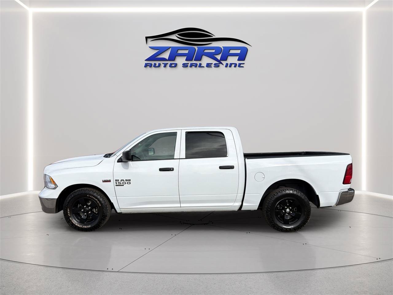 Used 2020 RAM 1500 Tradesman w/ Popular Equipment Group AWD/4WD image 4