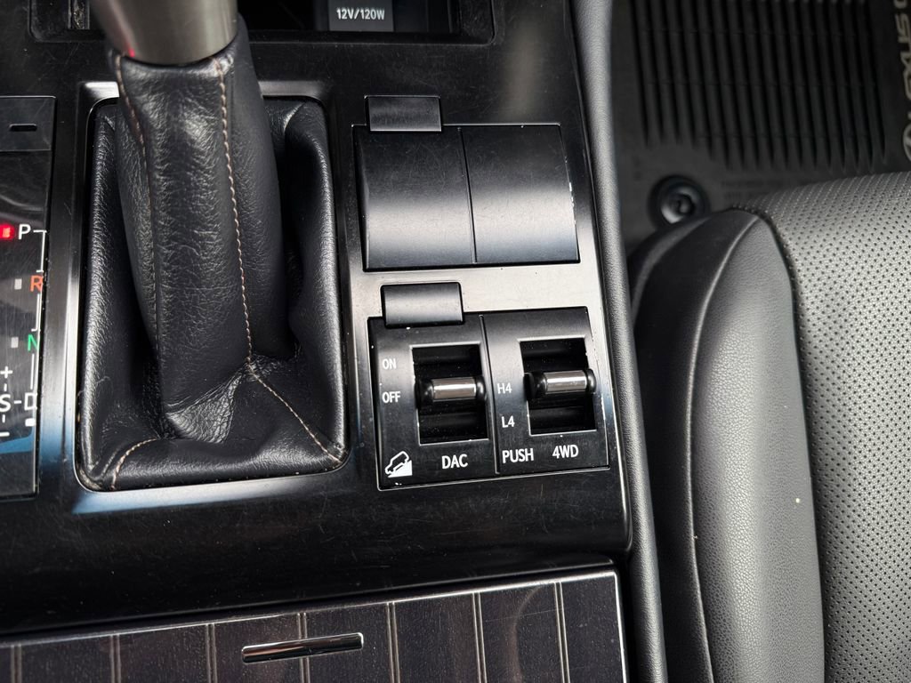 Used 2020 Lexus GX 460 Premium w/ Premium Package image 43