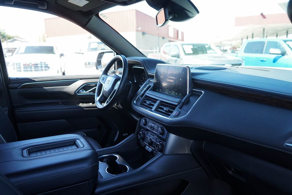 Used 2023 Chevrolet Suburban Premier RWD image 33