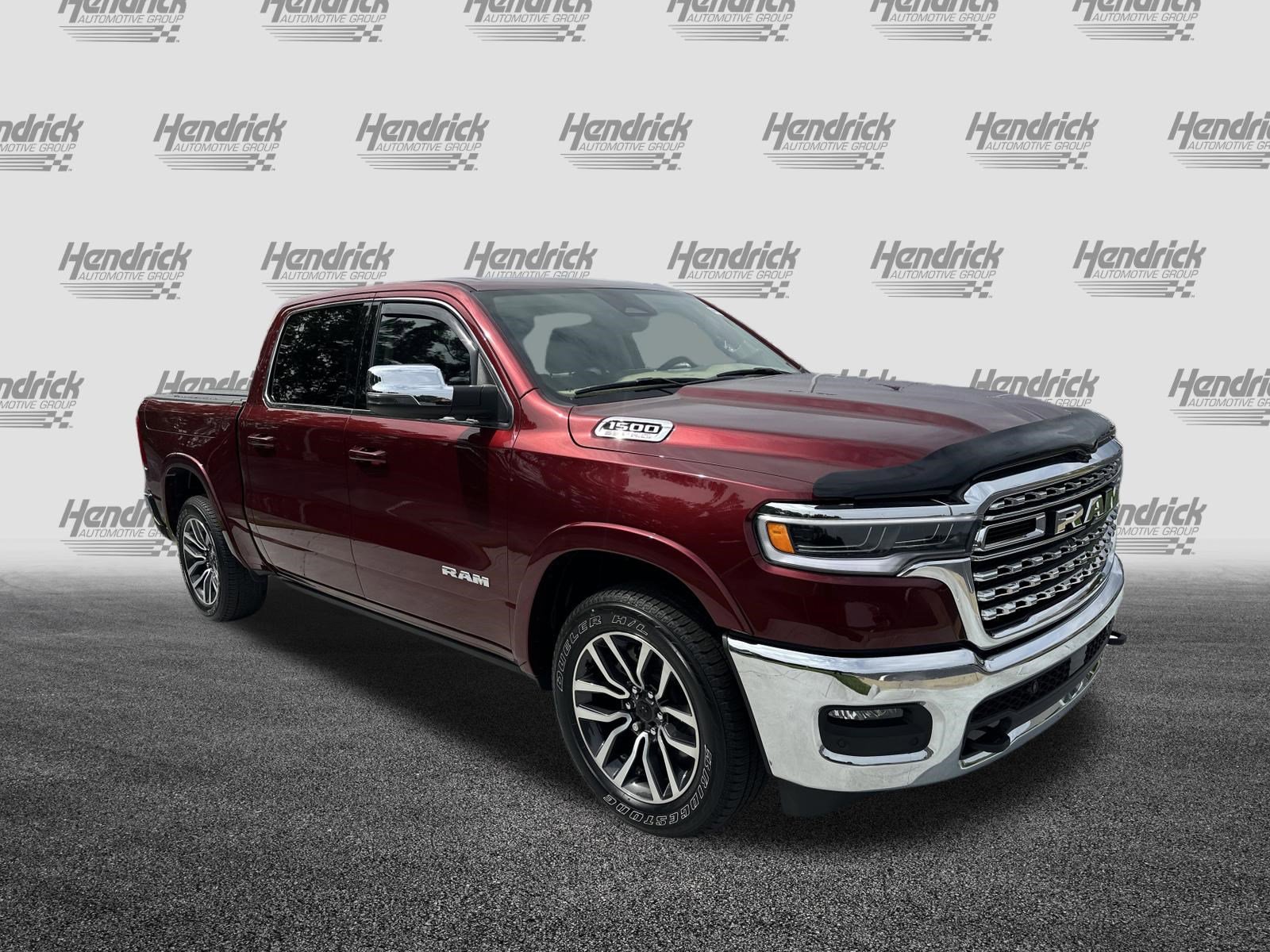 Used 2025 RAM 1500 Limited AWD/4WD image 2