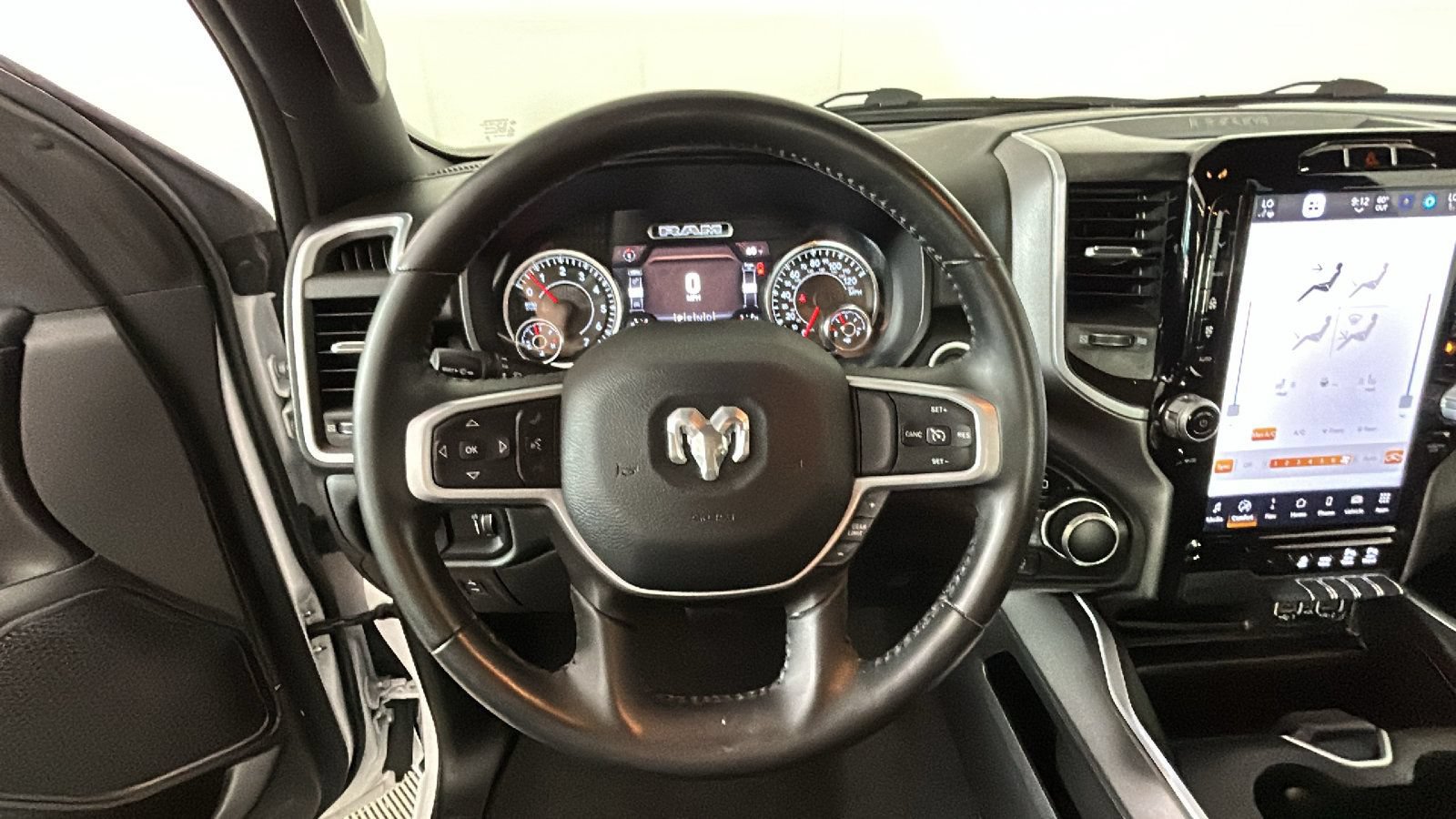 Used 2023 RAM 1500 Big Horn AWD/4WD image 18