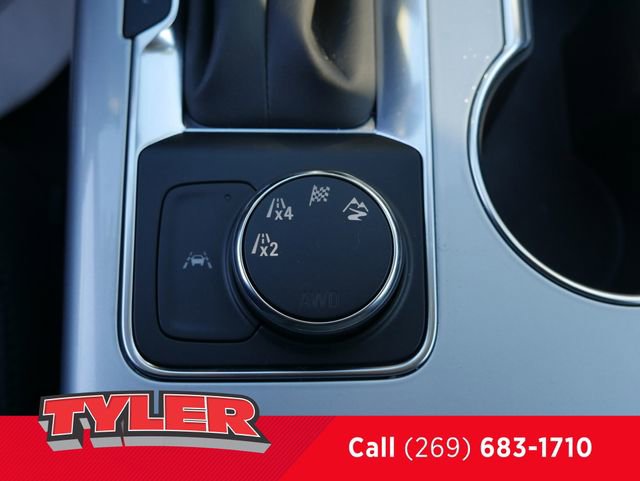 Used 2025 Chevrolet Blazer LT image 34