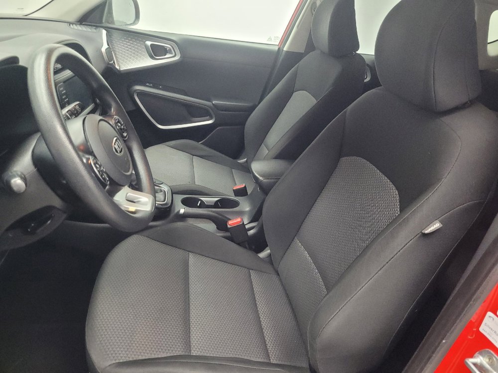Used 2020 Kia Soul LX image 17