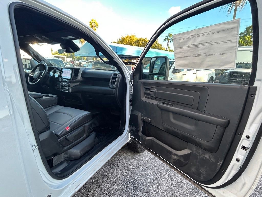 New 2025 RAM 3500 Tradesman image 24