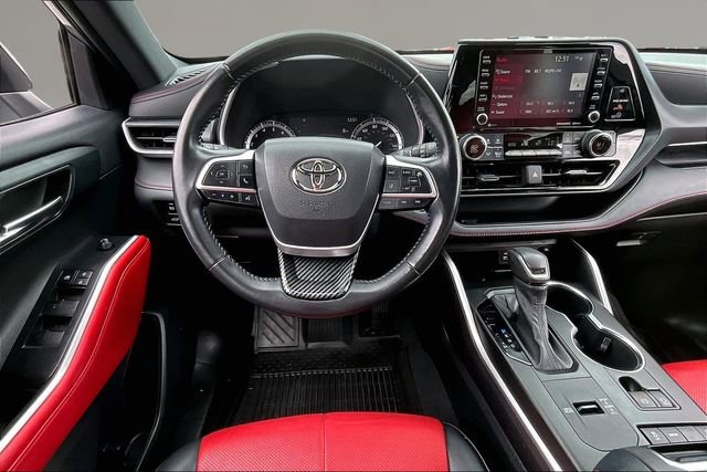 Used 2022 Toyota Highlander XSE image 8