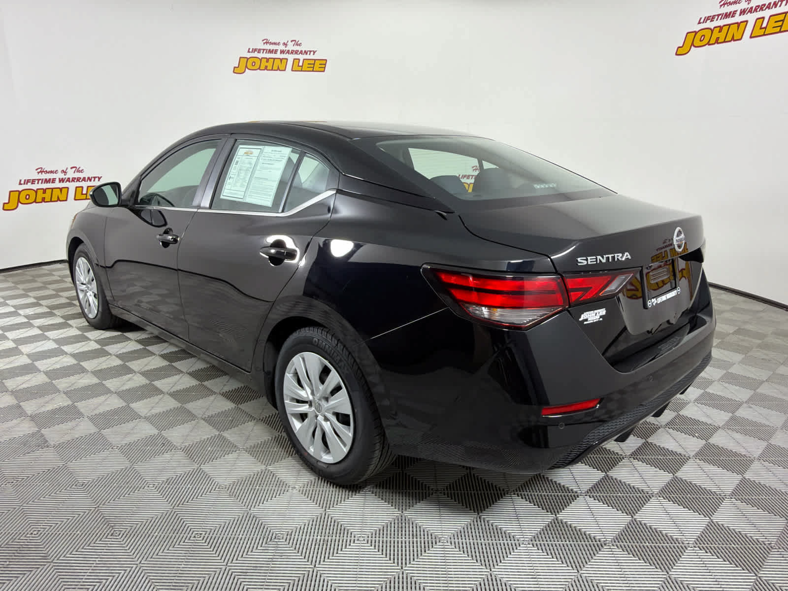 Certified 2023 Nissan Sentra S FWD image 3