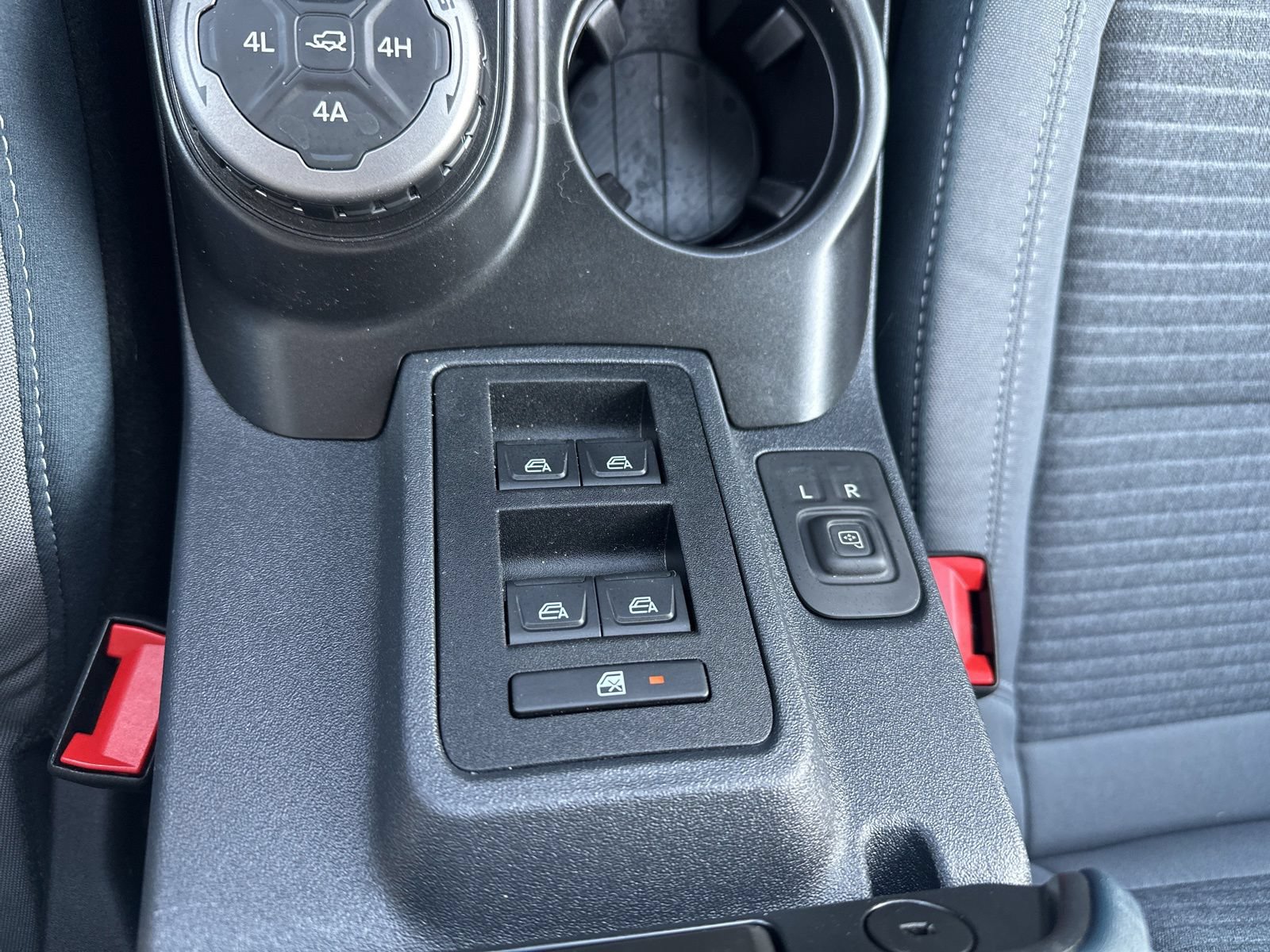 Used 2023 Ford Bronco Outer Banks AWD/4WD image 22