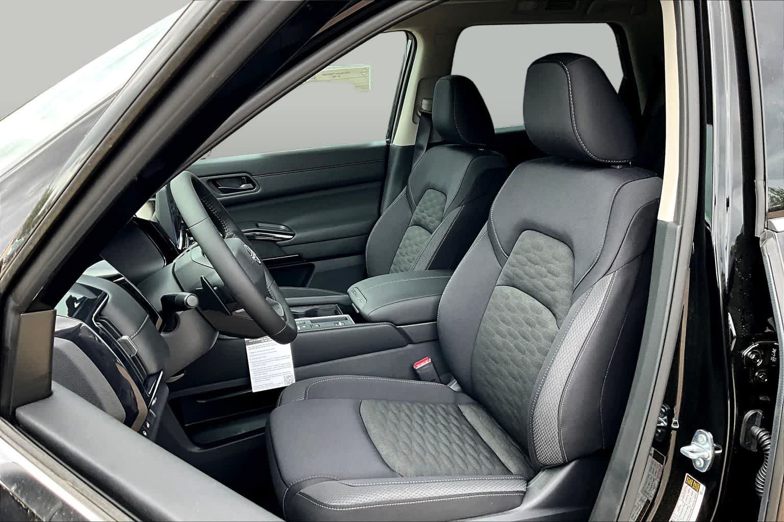 New 2026 Nissan Pathfinder SV FWD image 17