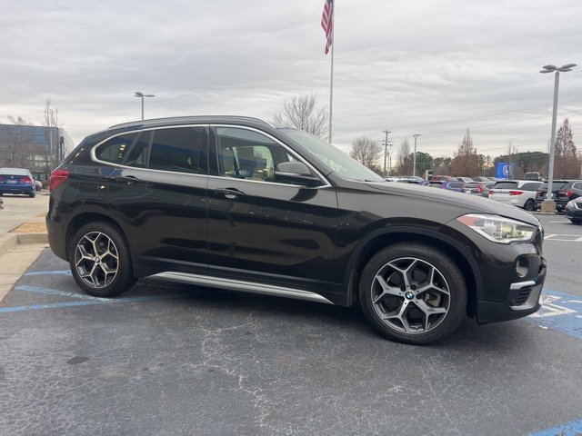 Used 2019 BMW X1 xDrive28i w/ Convenience Package image 4