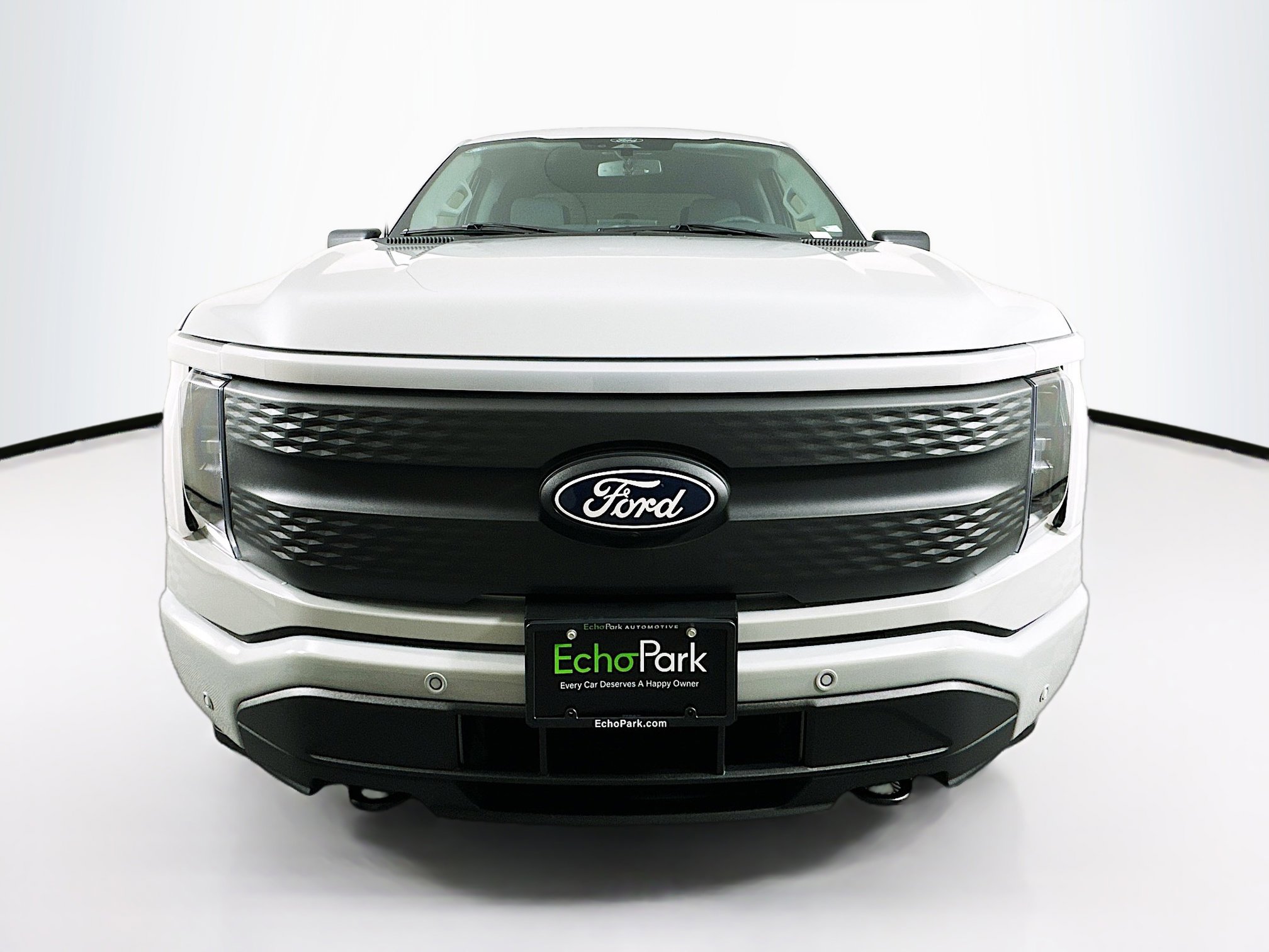 Used 2024 Ford F150 Lightning Flash image 2