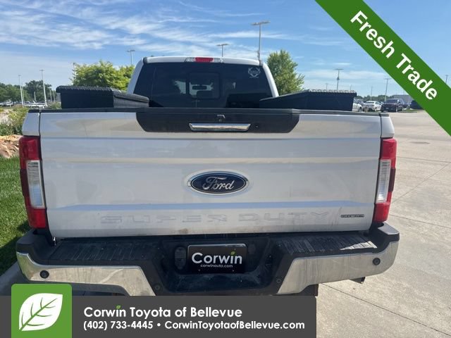 Used 2017 Ford F250 Lariat w/ Lariat Value Package AWD/4WD image 5