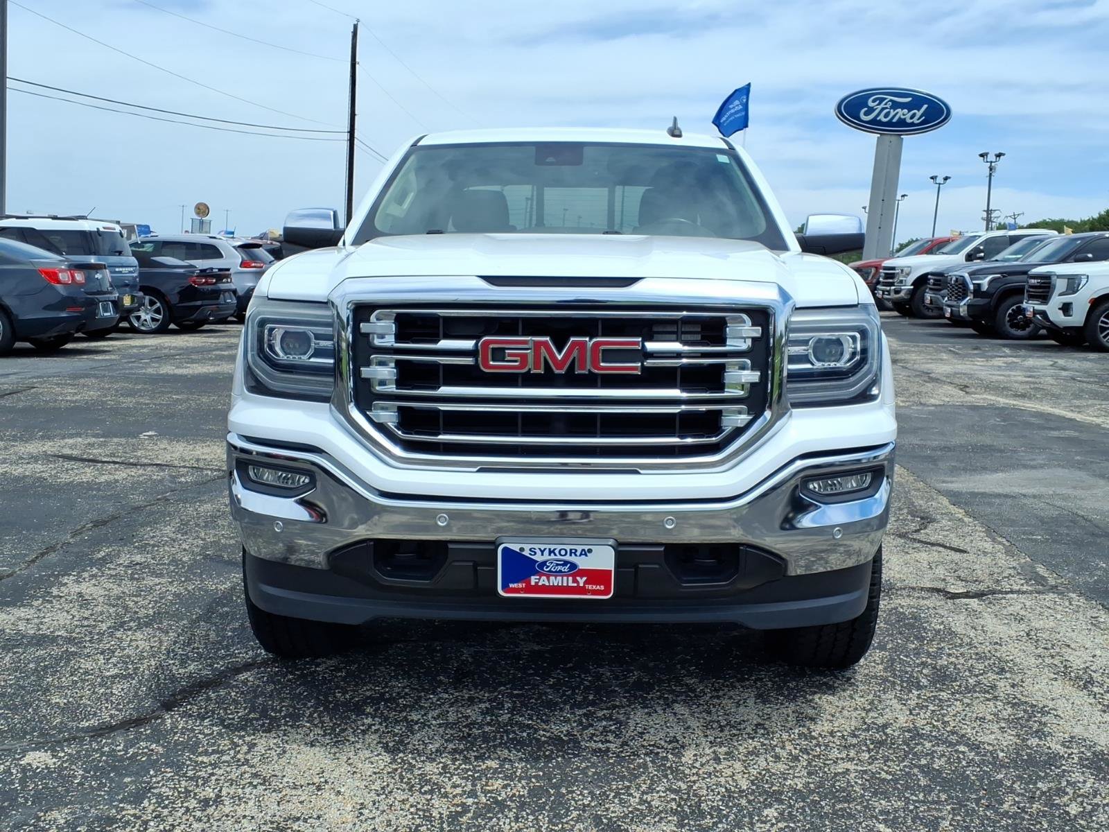 Used 2018 GMC Sierra 1500 SLT AWD/4WD image 2