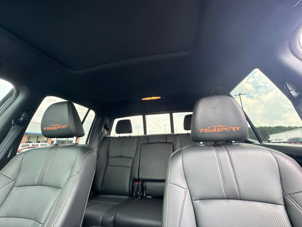 Used 2025 Honda Ridgeline TrailSport image 31
