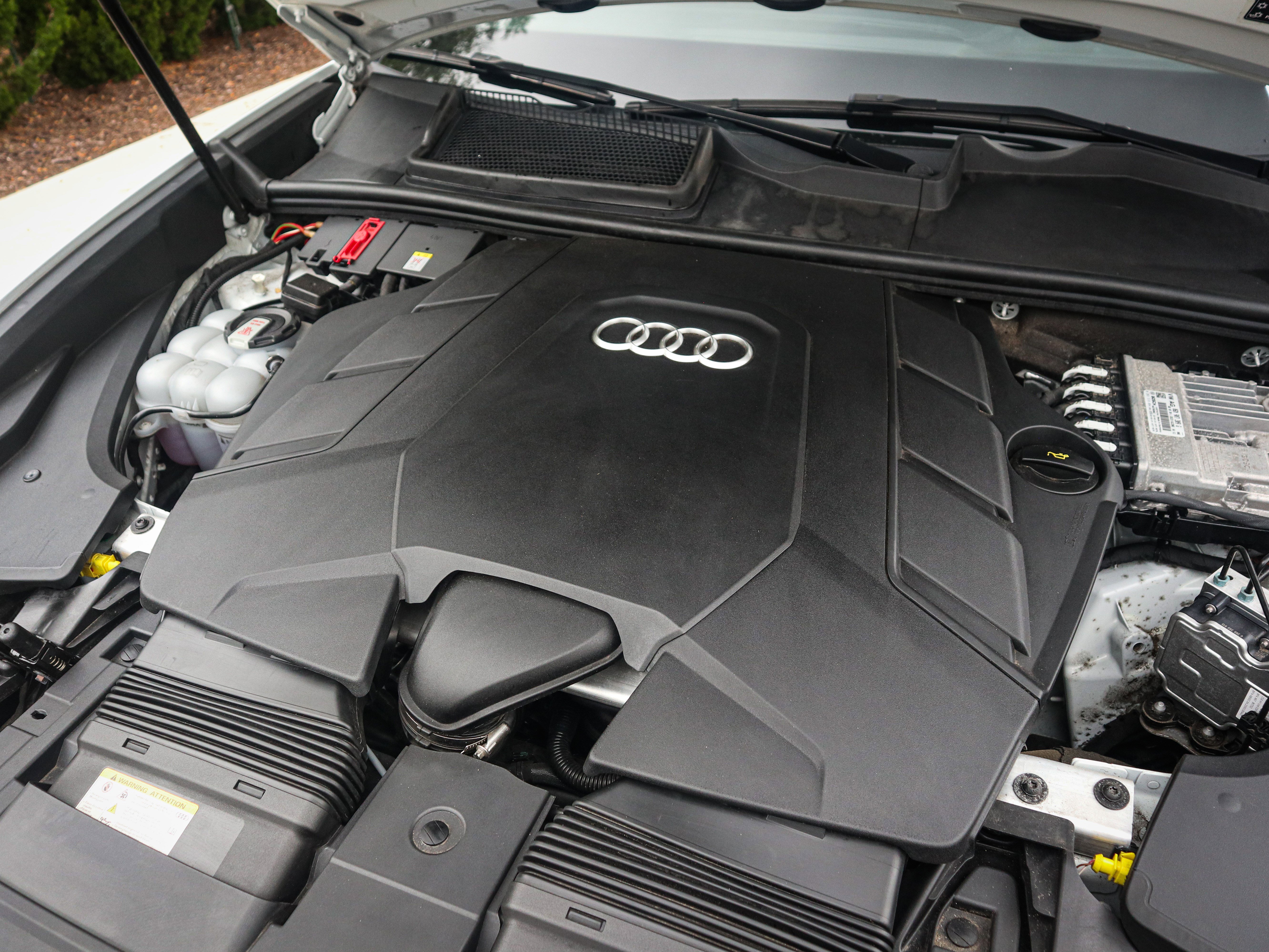 Used 2022 Audi Q8 Premium Plus image 33