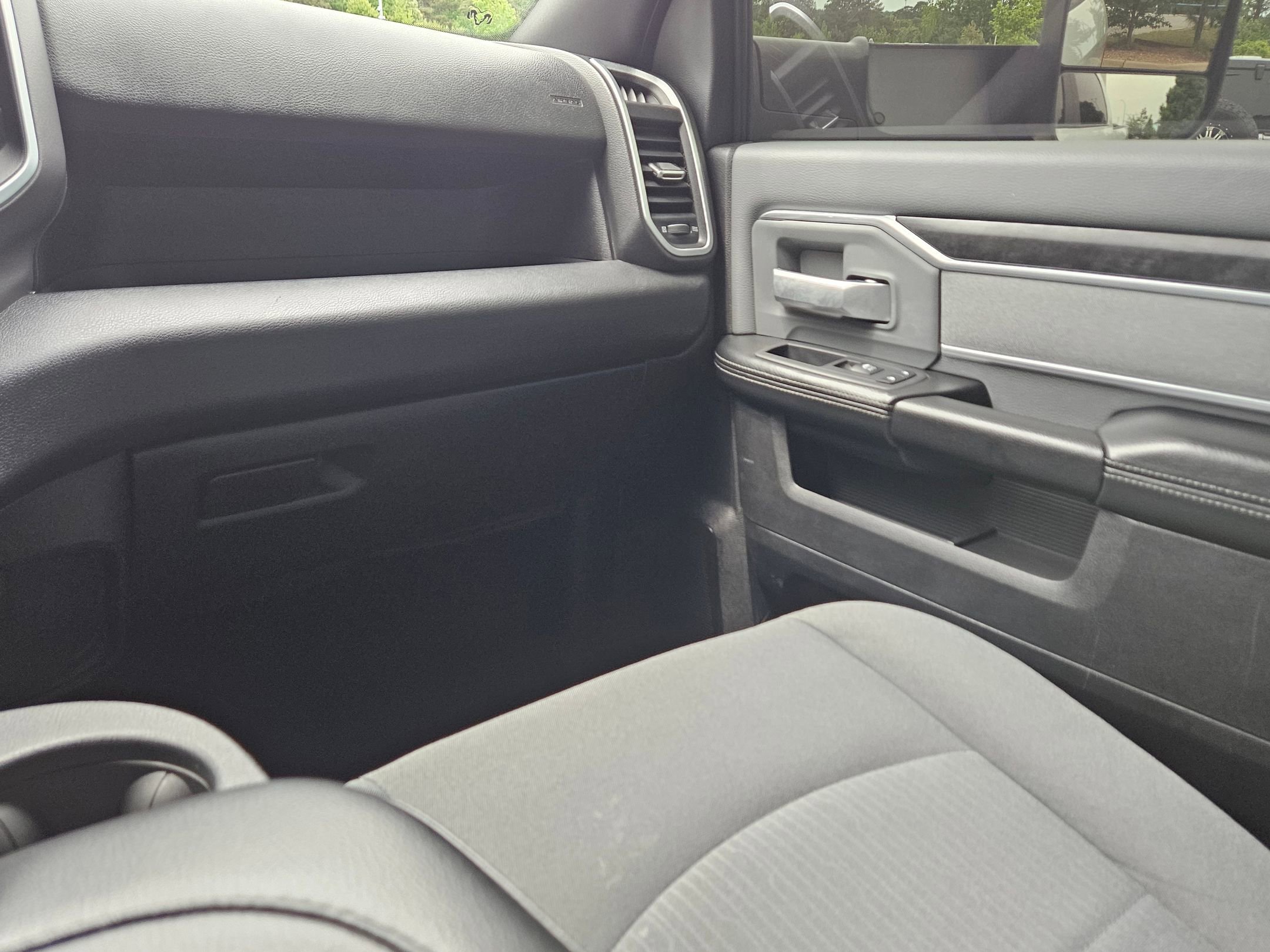 Used 2022 RAM 2500 Big Horn AWD/4WD image 11
