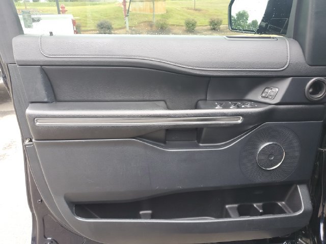 Used 2021 Ford Expedition XLT RWD image 27