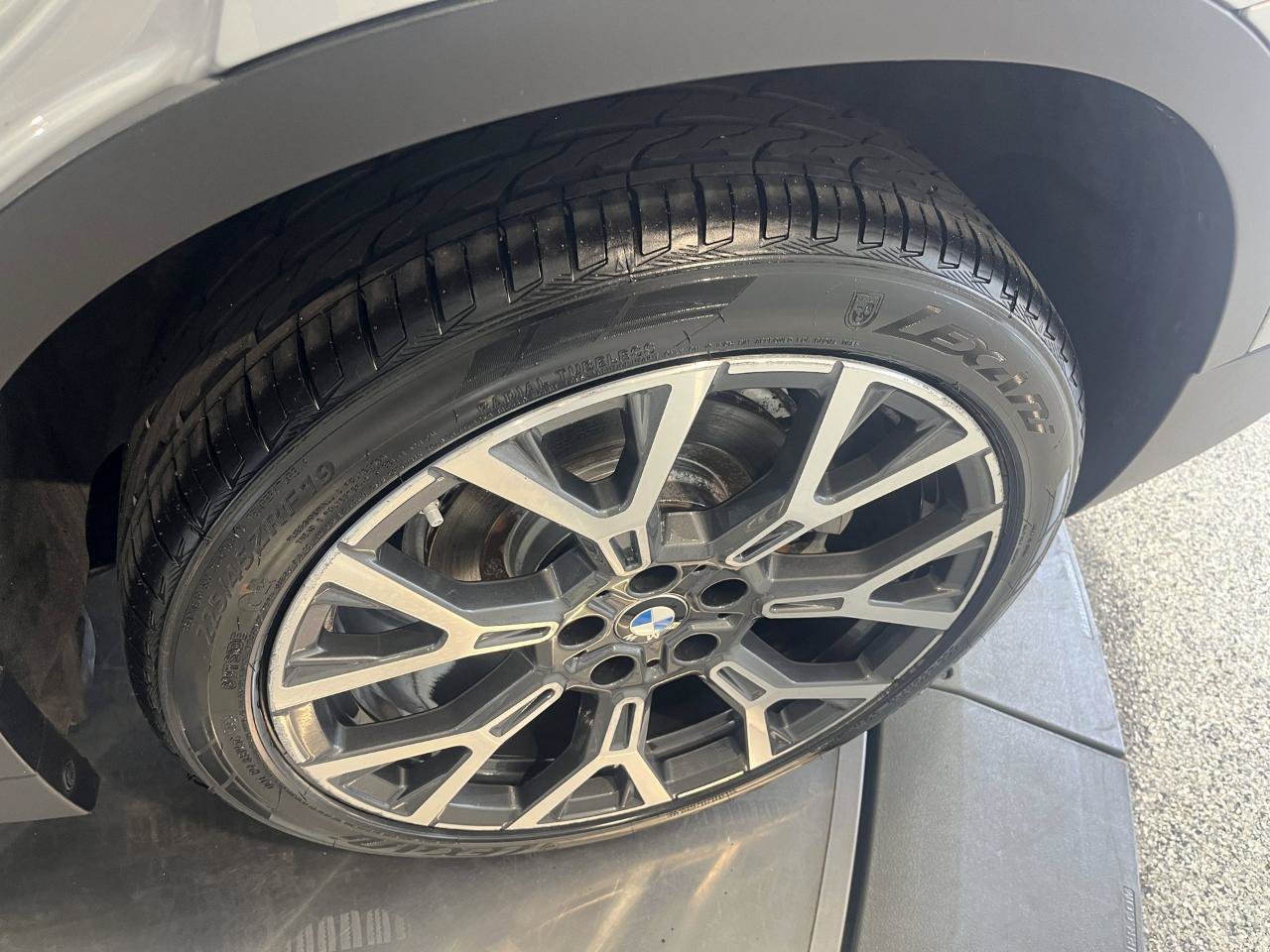 Used 2021 BMW X1 sDrive28i w/ Premium Package FWD image 31