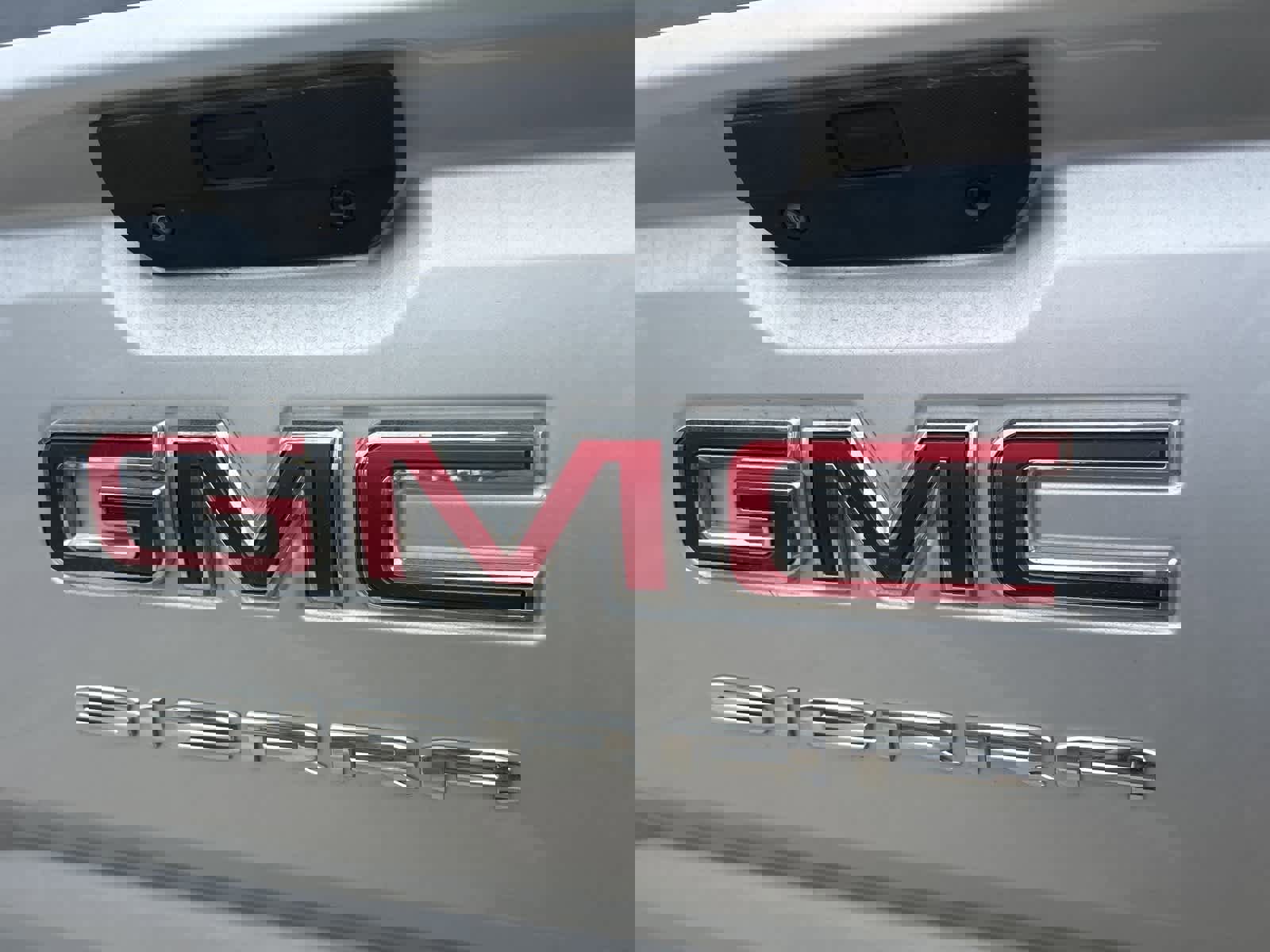 Used 2019 GMC Sierra 1500 SLE w/ SLE Value Package image 13