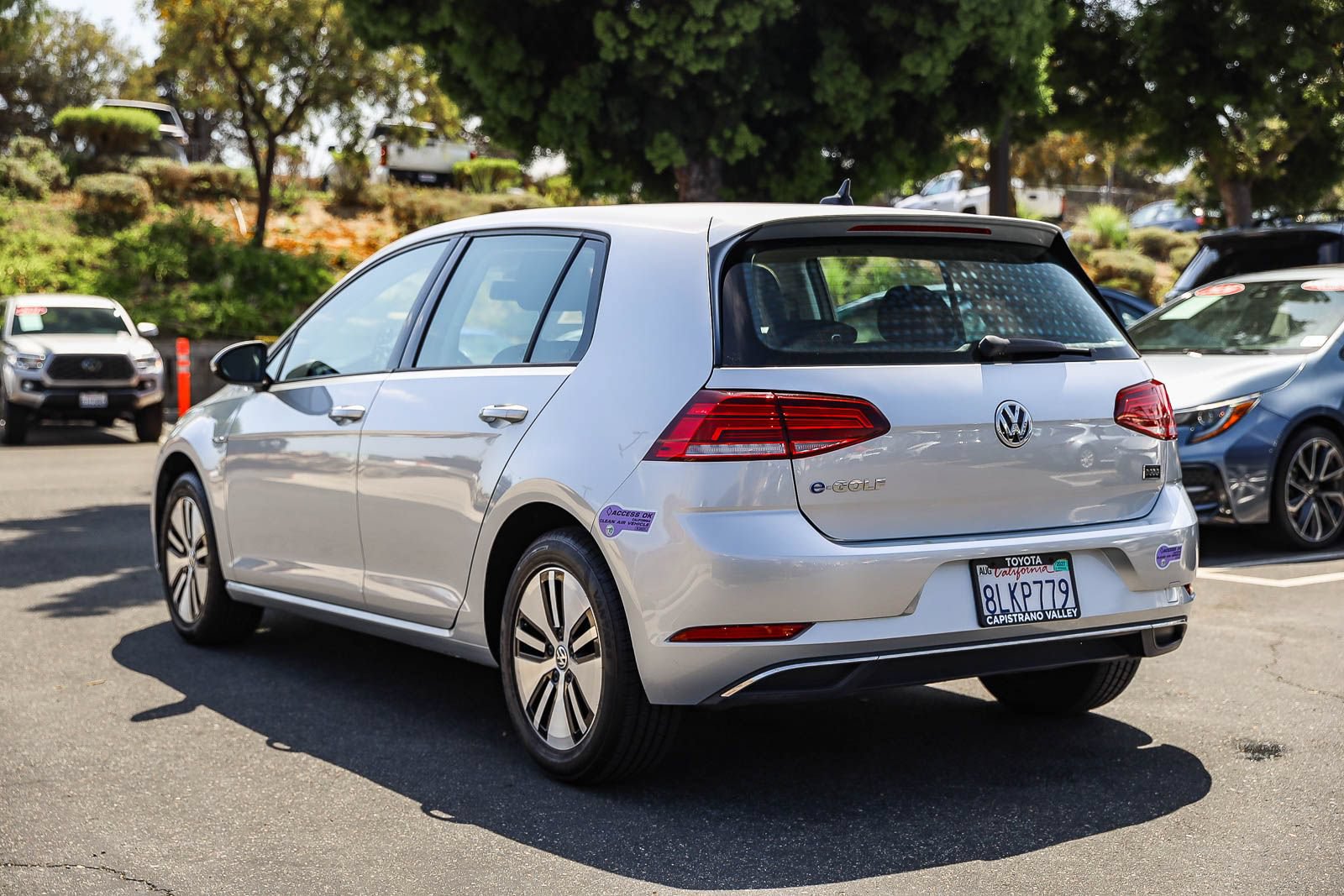 Used 2019 Volkswagen e-Golf SE w/ Driver Assistance Package FWD image 7
