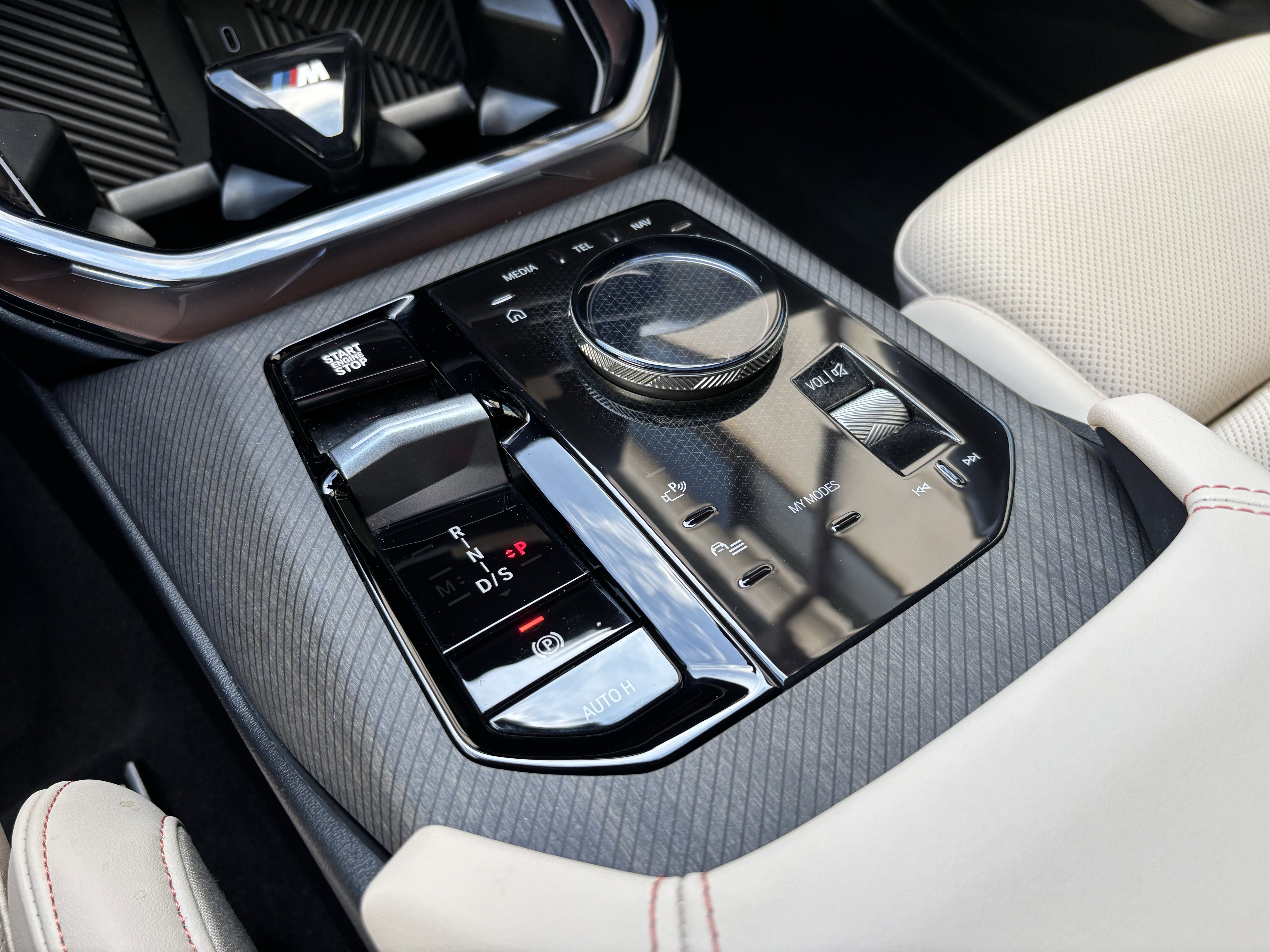 Used 2025 BMW X3 M50 w/ Premium Package image 29