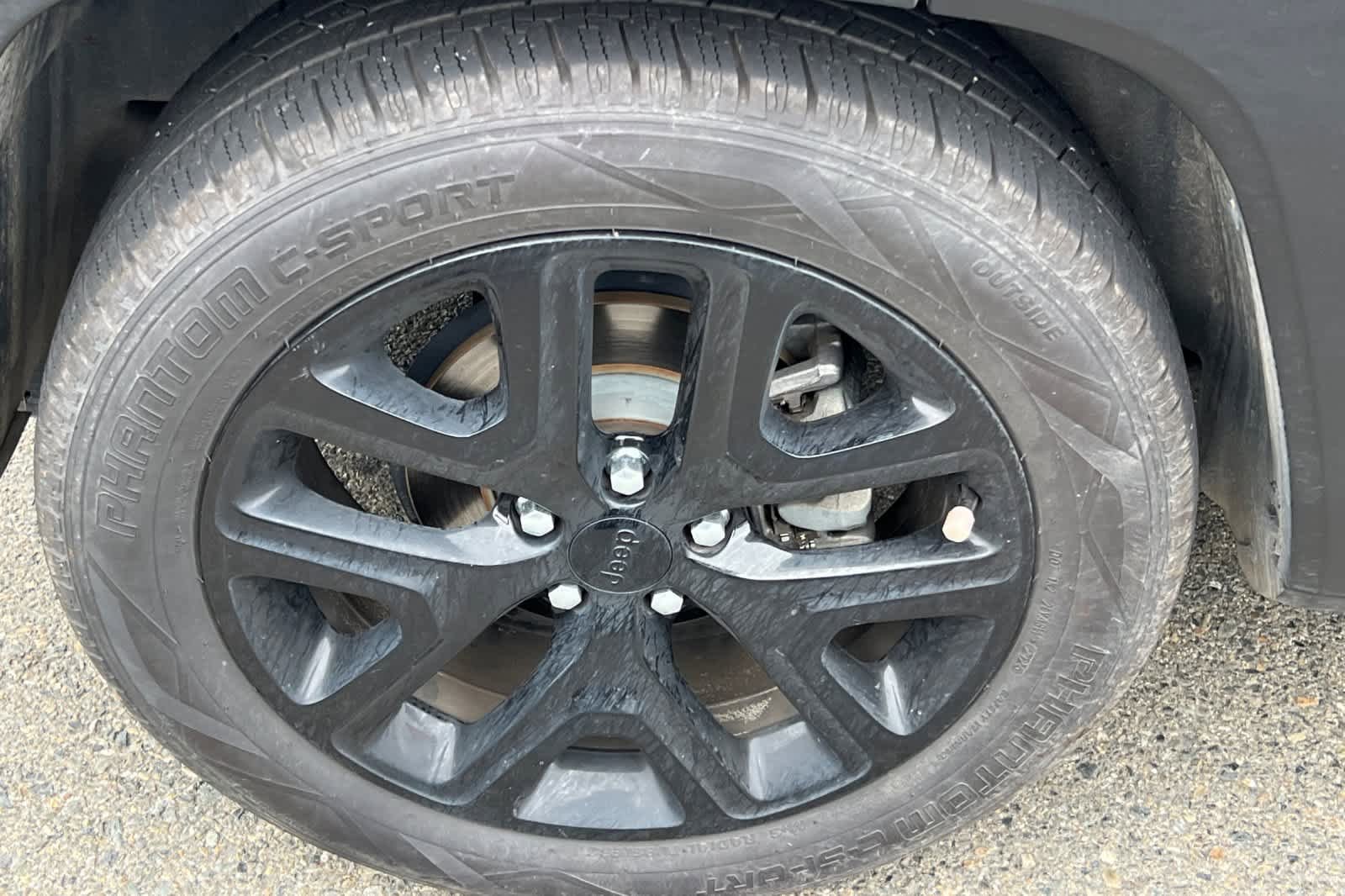 Used 2018 Jeep Renegade Altitude FWD image 17