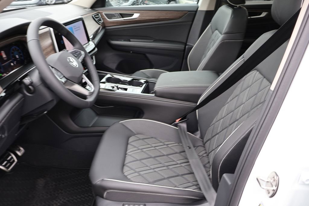 New 2026 Volkswagen Atlas SEL Premium R-Line image 43