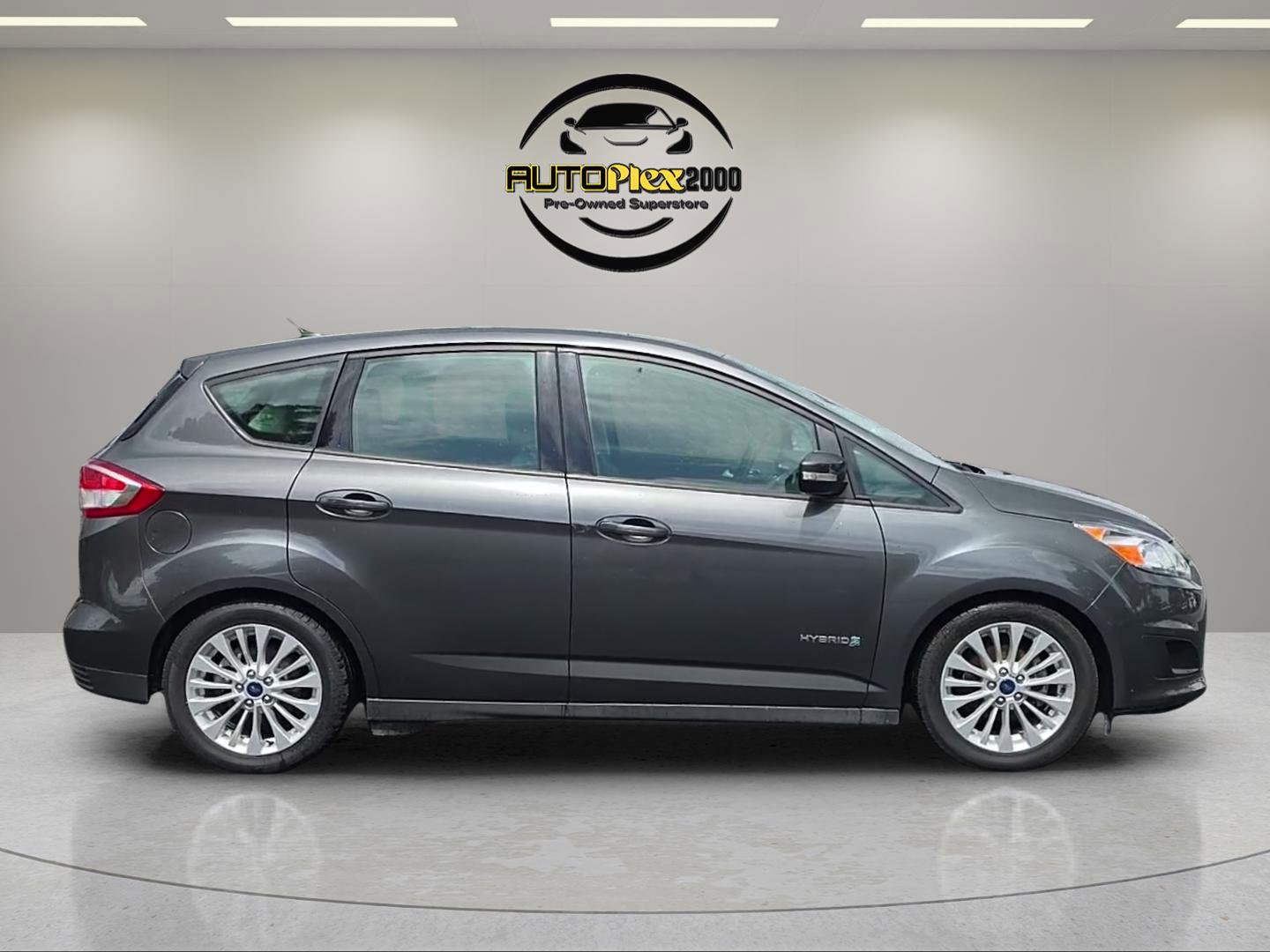 Used 2017 Ford C-MAX SE FWD image 8