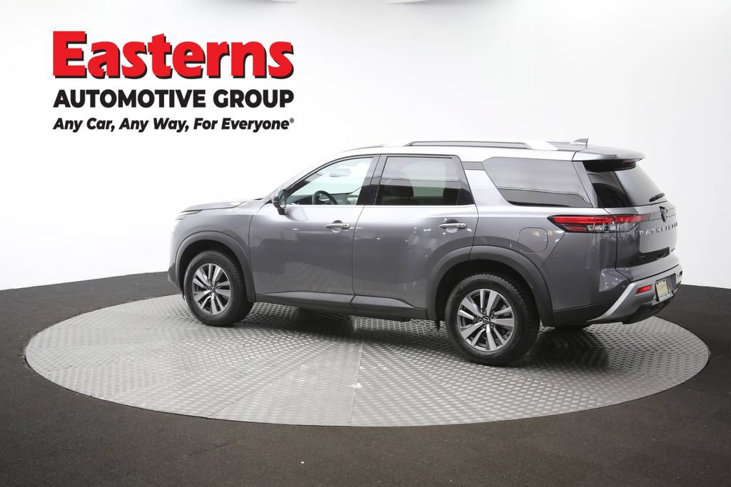 Used 2022 Nissan Pathfinder SL AWD/4WD image 63