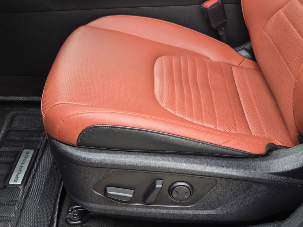 Certified 2023 Kia Sportage SX image 25