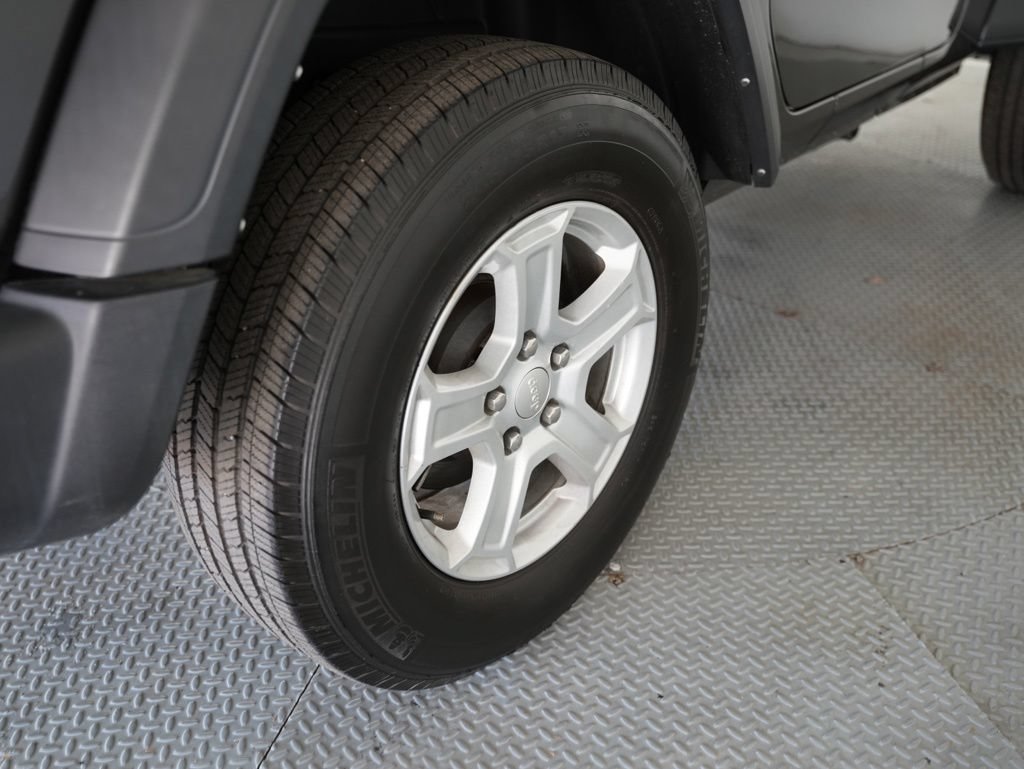 Used 2021 Jeep Wrangler Sport AWD/4WD image 49