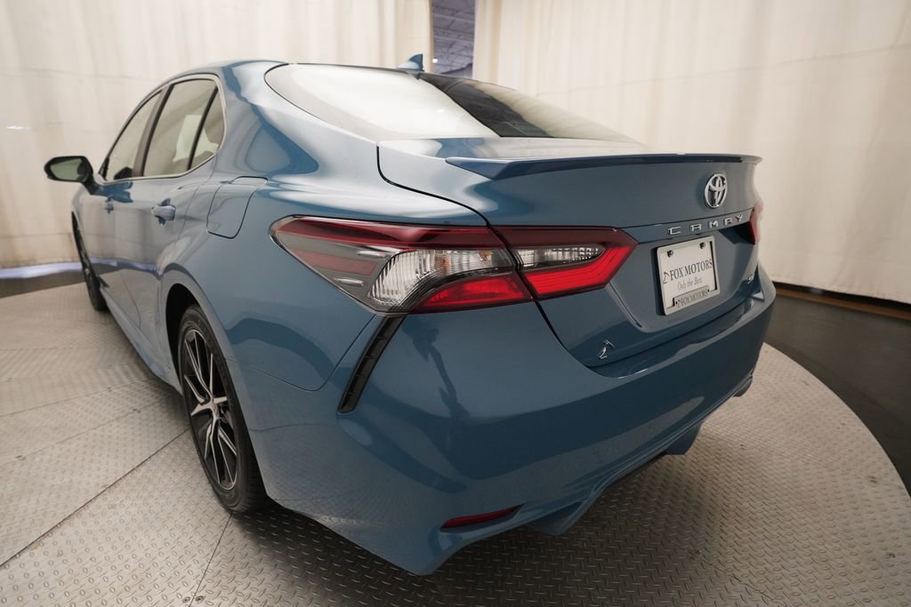 Used 2024 Toyota Camry SE FWD image 32