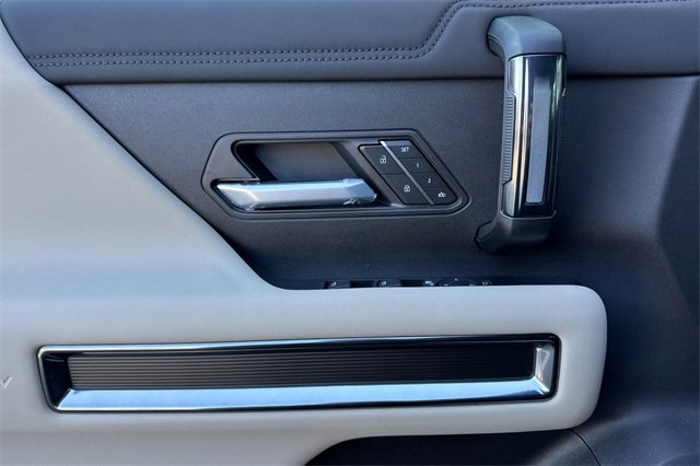 New 2026 GMC Hummer EV SUV image 11