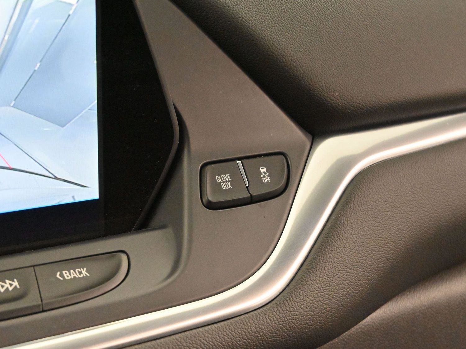 Used 2020 Chevrolet Blazer LT image 23