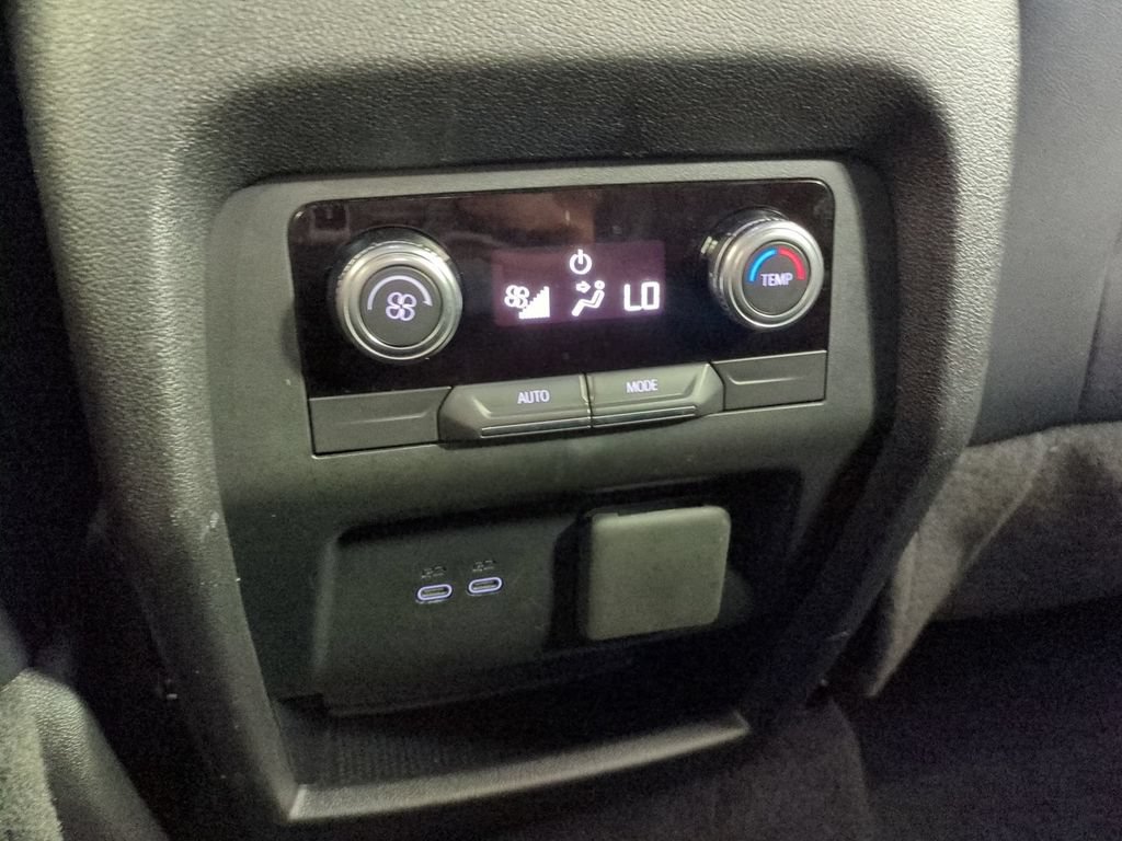 Used 2026 GMC Acadia Elevation w/ Elevation Premium Package FWD image 18