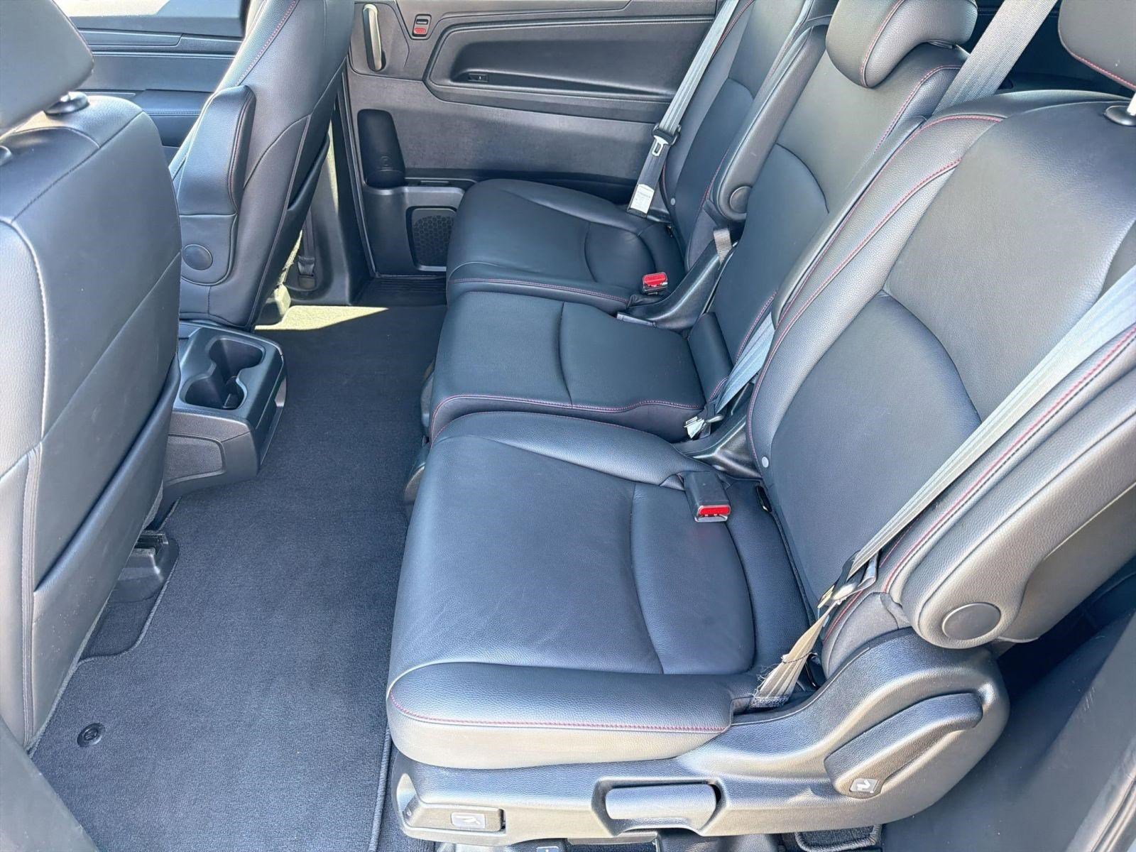 Used 2025 Honda Odyssey Sport-L image 14