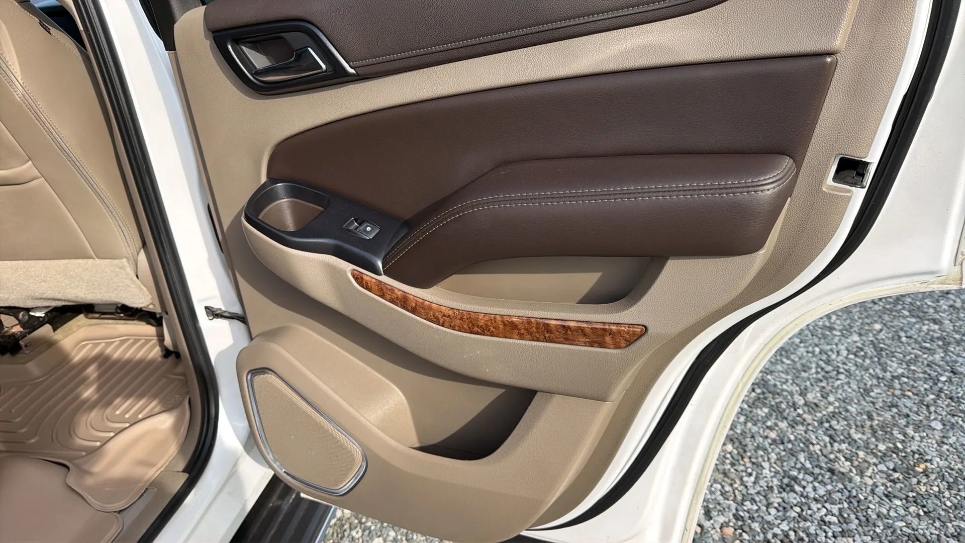 Used 2018 Chevrolet Tahoe Premier image 27