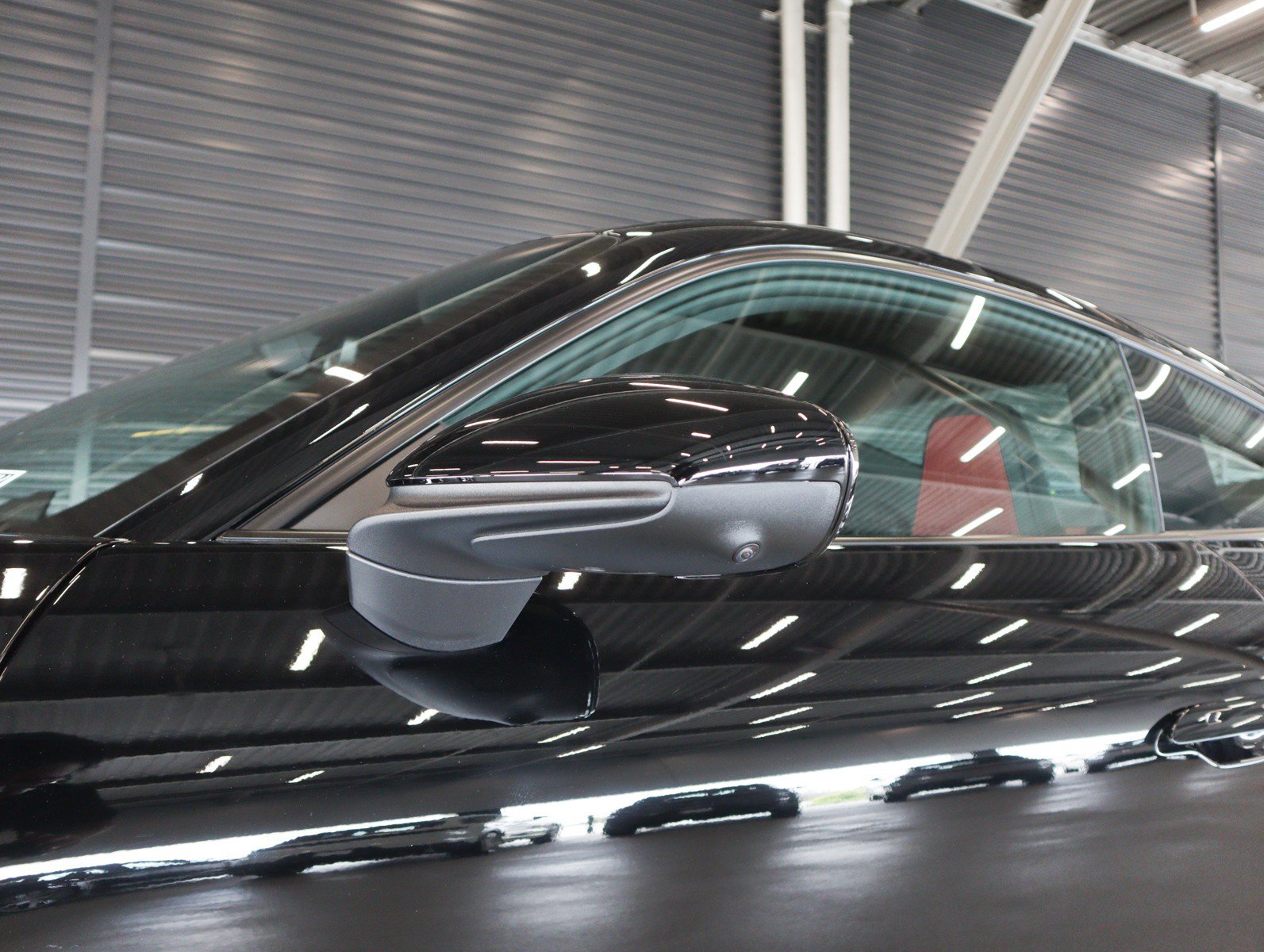 Certified 2025 Porsche 911 Carrera RWD image 35