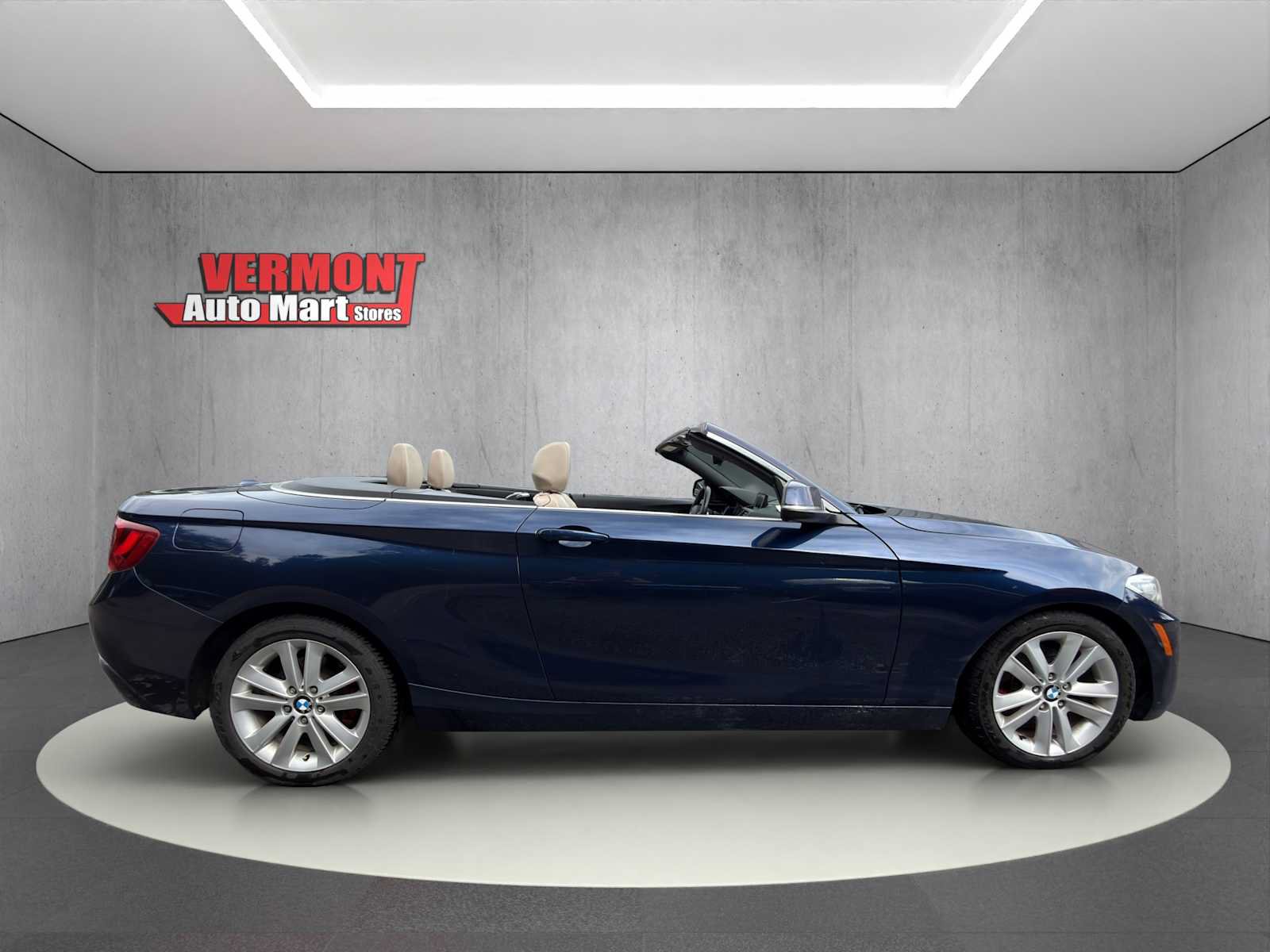 Used 2016 BMW 228i xDrive Convertible AWD/4WD image 9