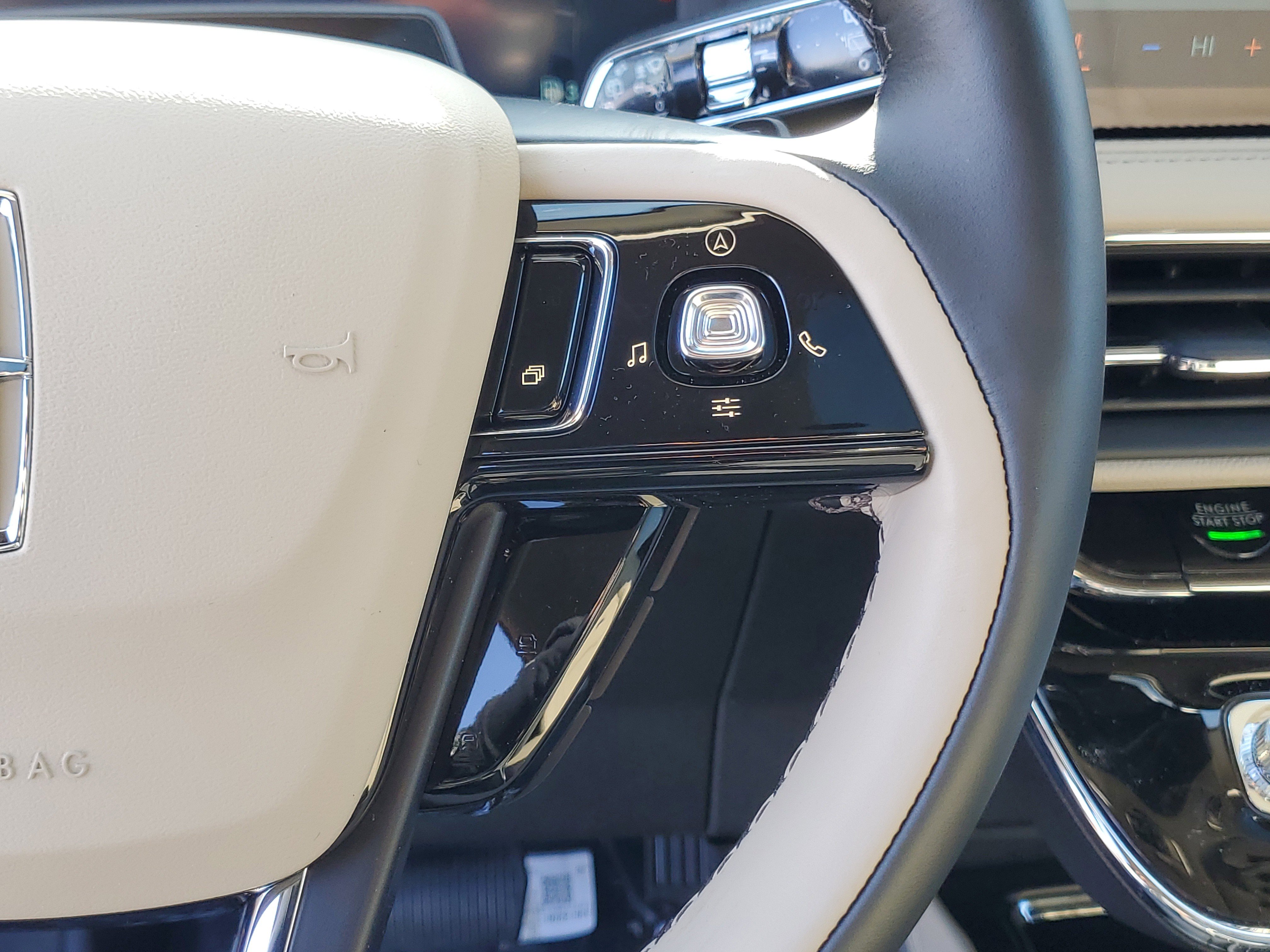 New 2026 Lincoln Corsair Grand Touring image 18