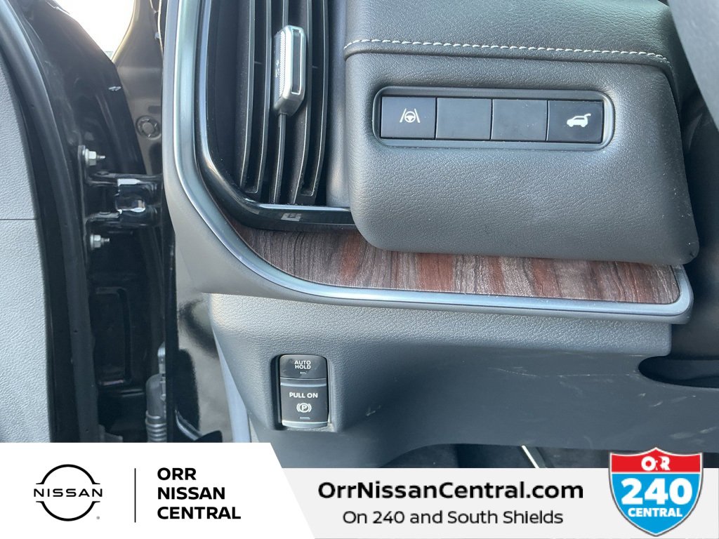 Used 2025 Nissan Armada Platinum image 19