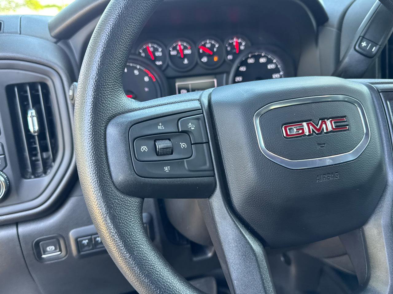 Used 2025 GMC Sierra 3500 Pro w/ Convenience Package AWD/4WD image 14
