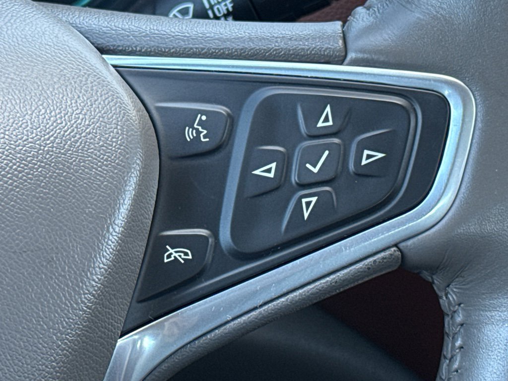 Used 2018 Chevrolet Malibu Premier w/ Premier Sun and Wheel Package image 26