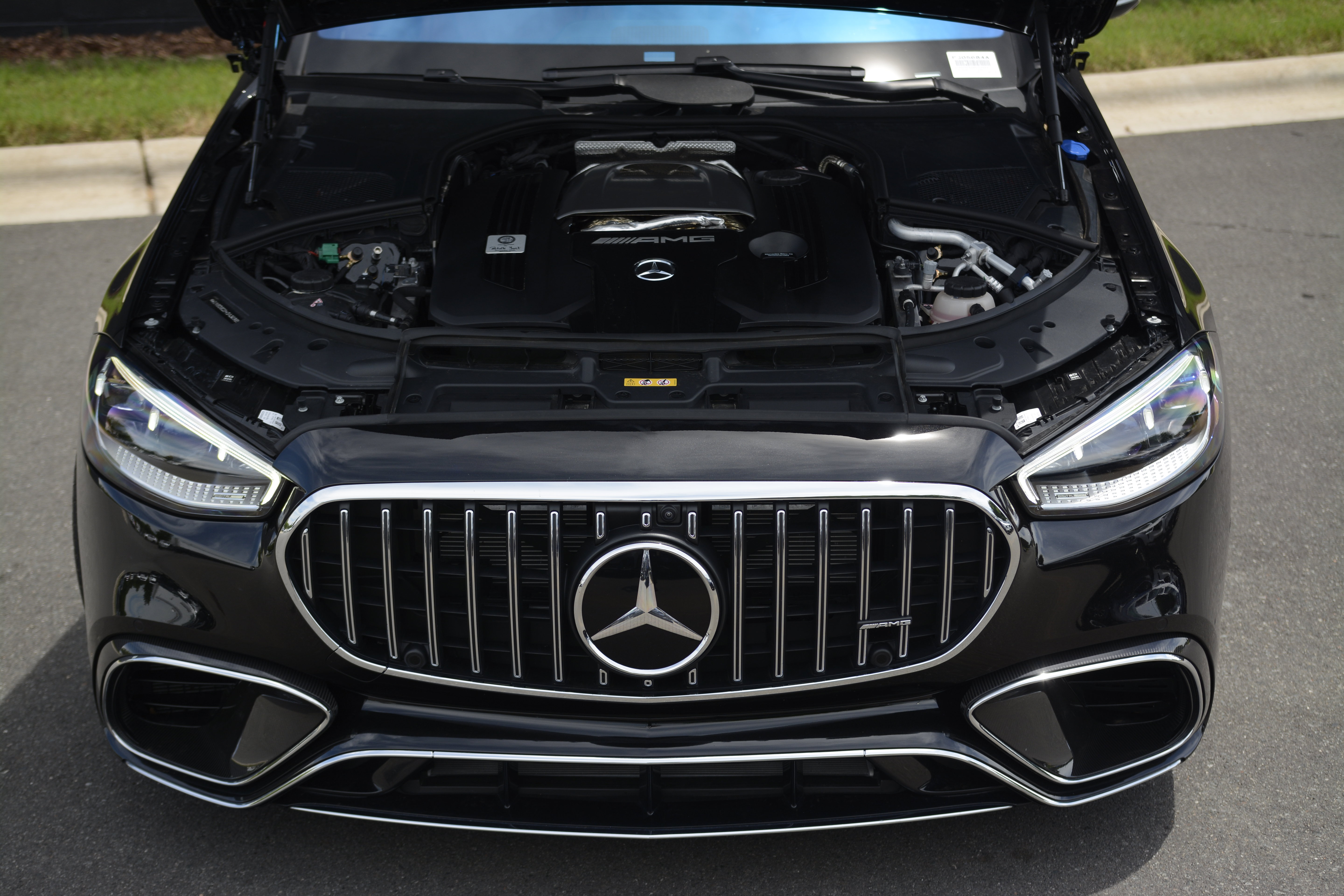 Used 2025 Mercedes-Benz S 63 AMG S image 46
