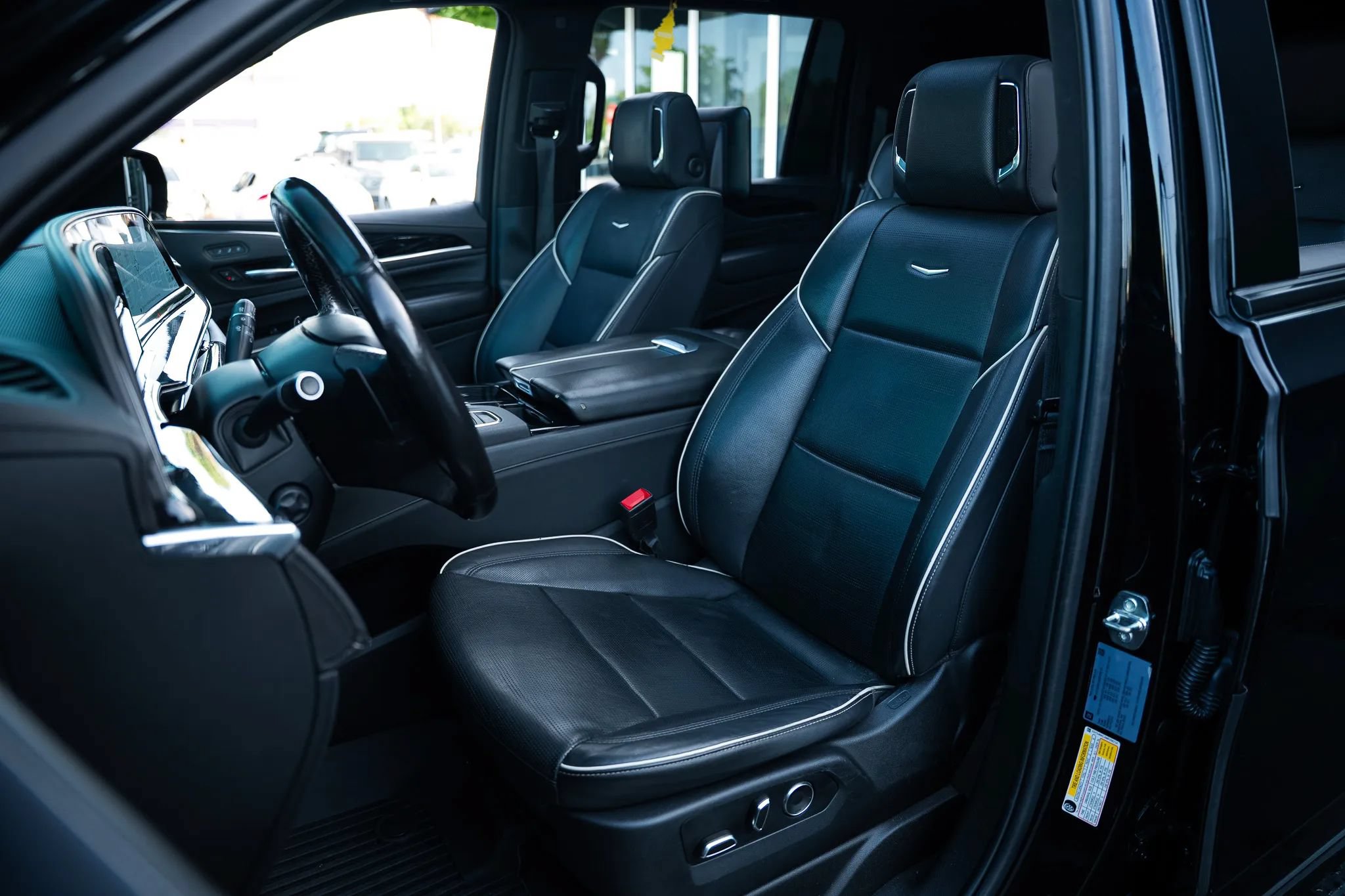 Used 2021 Cadillac Escalade ESV Sport AWD/4WD image 26