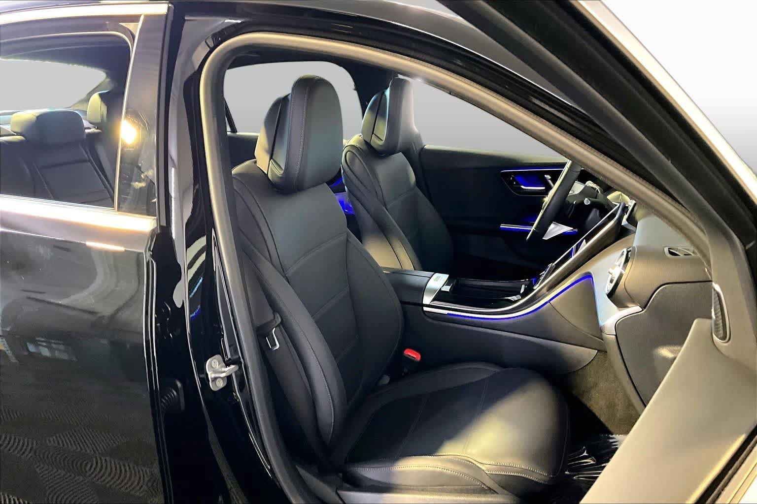 Used 2026 Mercedes-Benz C 300 4MATIC Sedan image 8