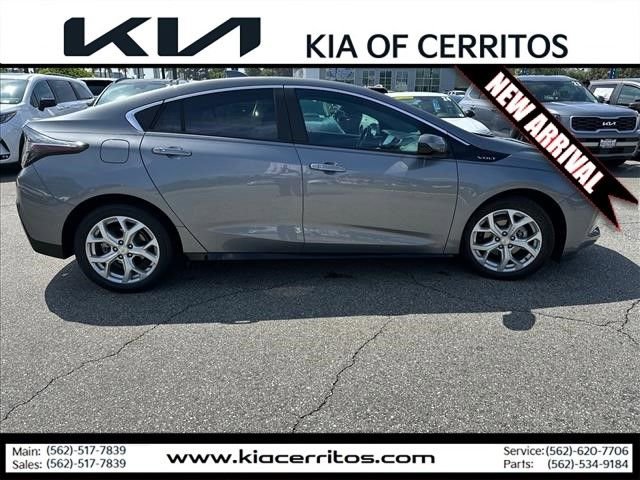 Used 2018 Chevrolet Volt Premier w/ Driver Confidence Package image 5