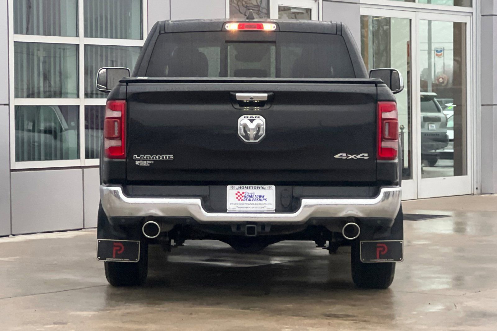 Used 2022 RAM 1500 Laramie image 5