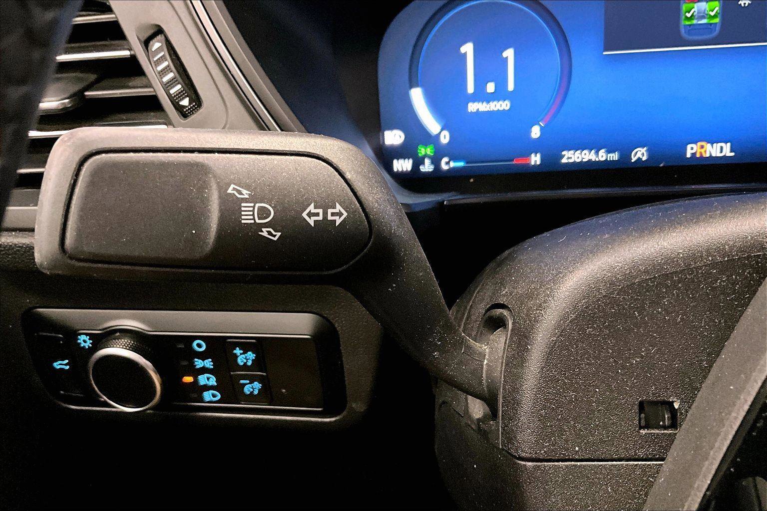 Used 2024 Ford Escape Active w/ Tech Pack #2 image 30