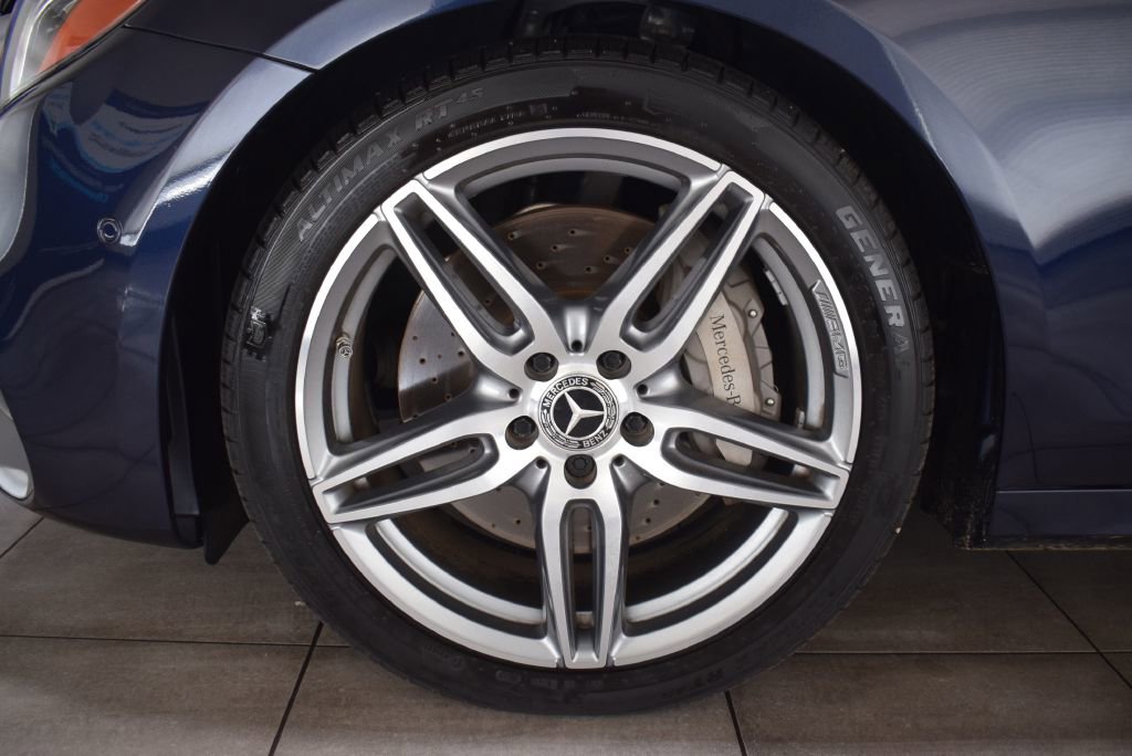 Used 2018 Mercedes-Benz E 300 w/ Premium 1 Package image 32