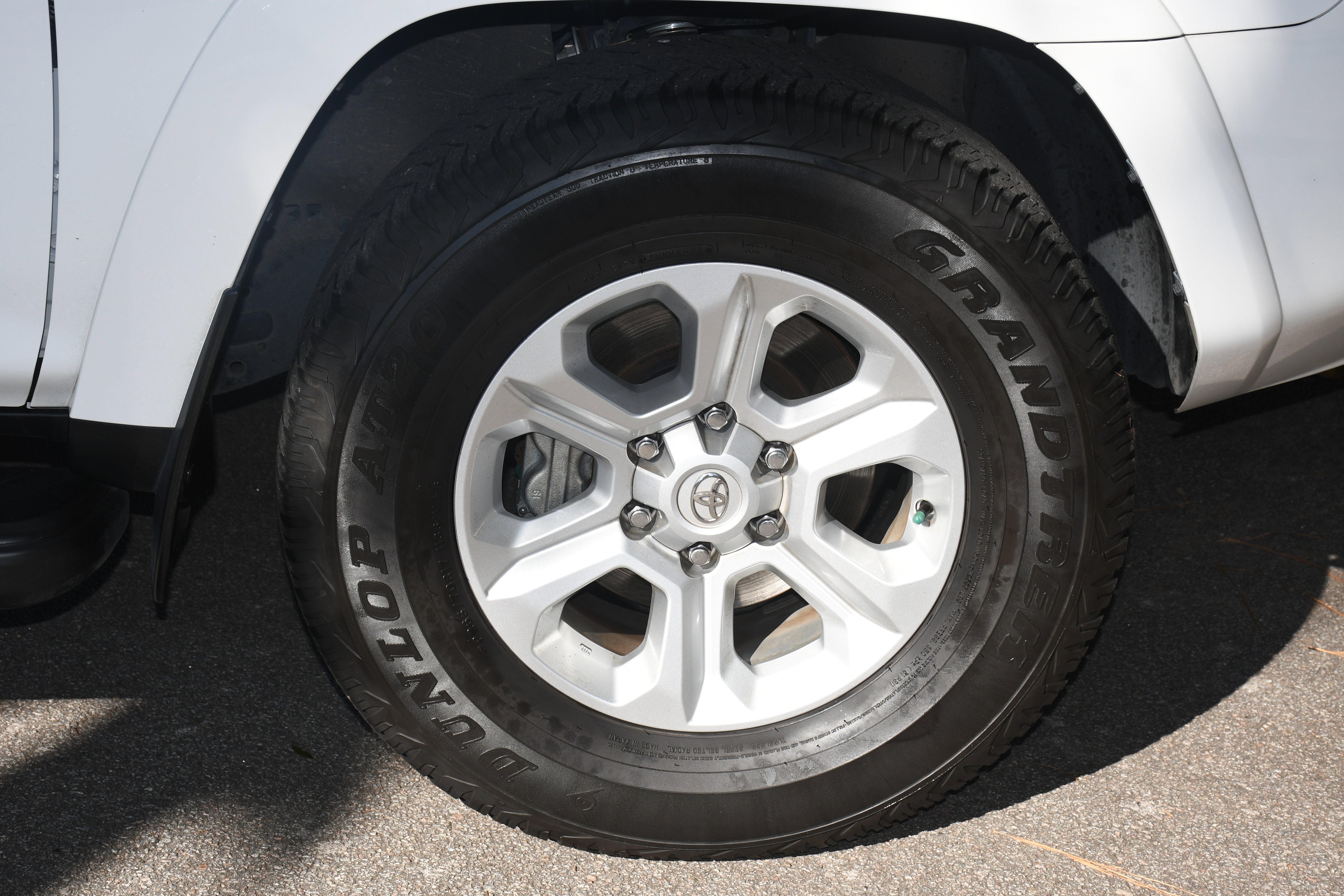 Certified 2024 Toyota 4Runner SR5 Premium image 22